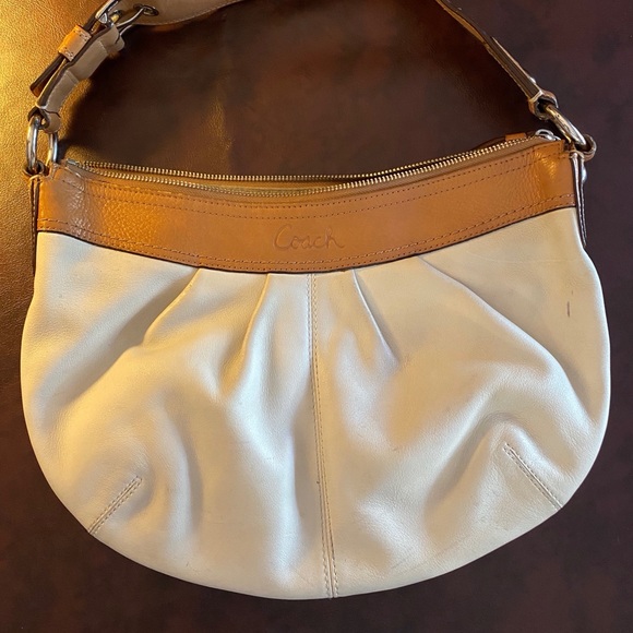 Handbag - Picture 5 of 9